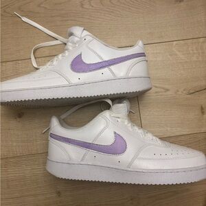 Nike White and Purple Athletic Shoes